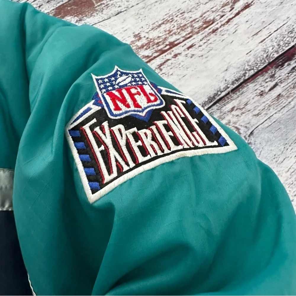 Vintage NFL Dolphins “Pro Player” 90’s Puffer Team Reversible Jacket​​
